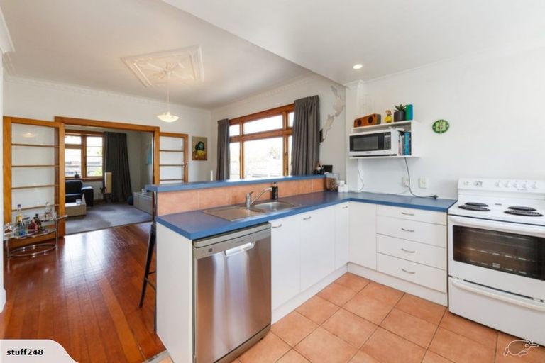 Photo of property in 8 Stewart Crescent, Hokowhitu, Palmerston North, 4410