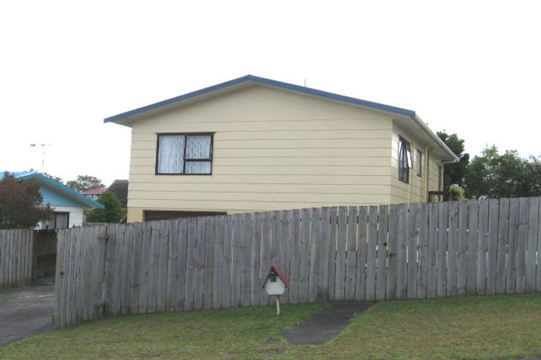 Photo of property in 6 Mona Vale, West Harbour, Auckland, 0618