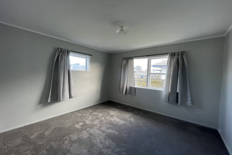 Photo of property in 28 Kairanga Street, Mangere East, Auckland, 2024