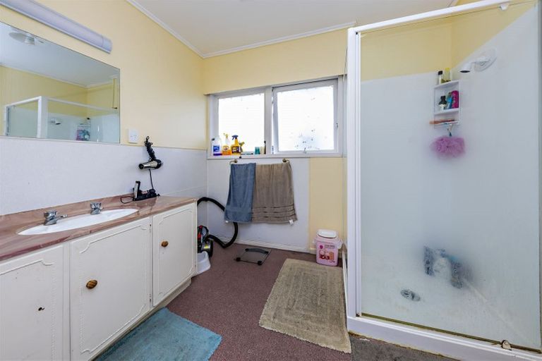 Photo of property in 2/256 Great South Road, Manurewa, Auckland, 2102