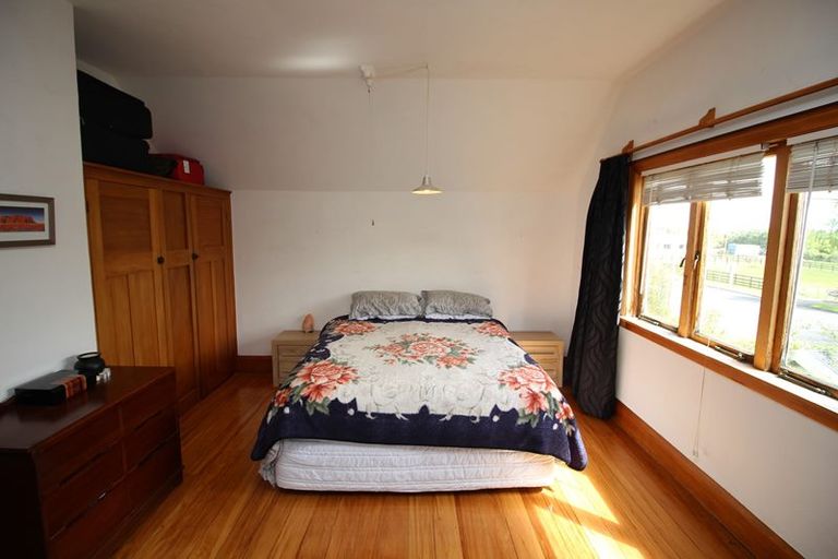 Photo of property in 5 Pukepapa Road, Marton, 4710