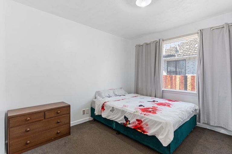 Photo of property in 1/68 Acacia Avenue, Upper Riccarton, Christchurch, 8041