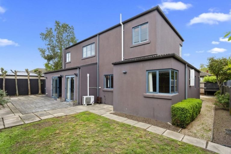 Photo of property in 209 Innes Road, St Albans, Christchurch, 8052