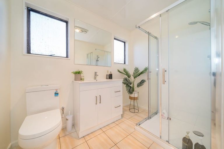 Photo of property in 41 Nassau Avenue, Grenada North, Wellington, 5028