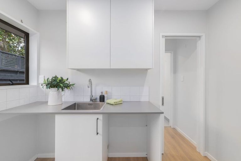 Photo of property in 28b Hamilton Avenue, Ilam, Christchurch, 8041