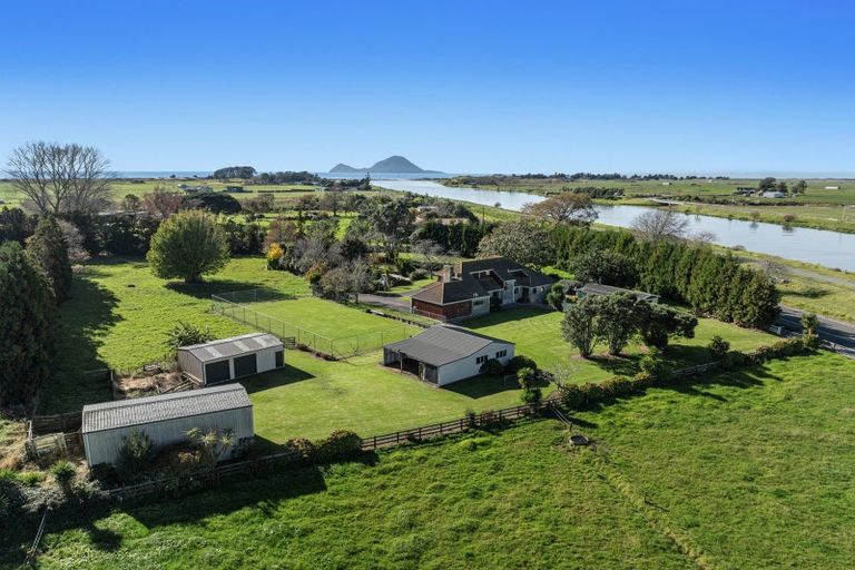 Photo of property in 9 Moore Road, Thornton, Whakatane, 3194