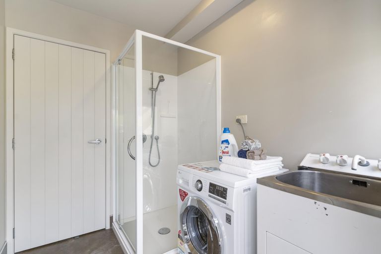 Photo of property in 51 Kittiwake Drive, Schnapper Rock, Auckland, 0632