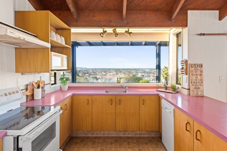 Photo of property in 35 Cumberland Rise, Taradale, Napier, 4112