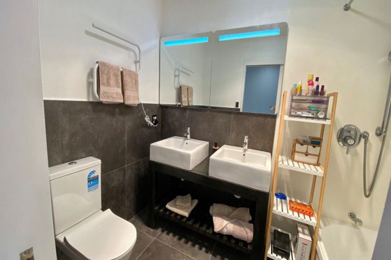 Photo of property in Goldridge Apartments, 19/43 Goldridge Way, Queenstown, 9300