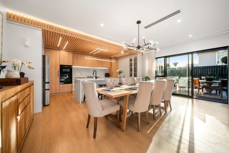 Photo of property in 20 Arthur Street, Riverhead, 0820