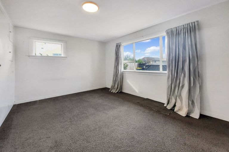 Photo of property in 149 Wainoni Road, Avondale, Christchurch, 8061