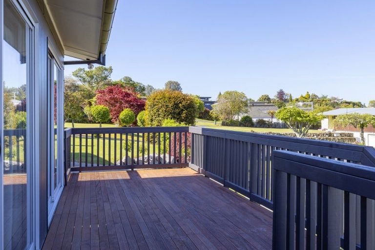 Photo of property in 2/12 Isobel Street, Acacia Bay, Taupo, 3330
