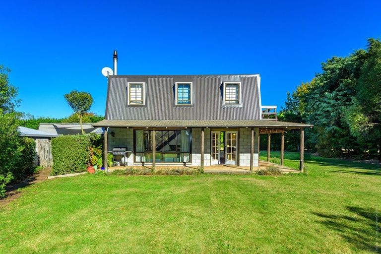Photo of property in 864 Sandy Knolls Road, West Melton, Christchurch, 7675