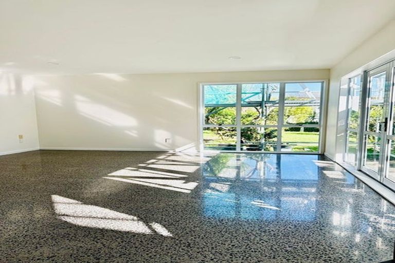 Photo of property in 13 Wicklow Road, Narrow Neck, Auckland, 0622