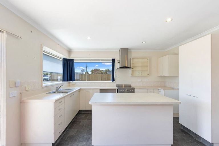 Photo of property in 196a Linwood Avenue, Linwood, Christchurch, 8011