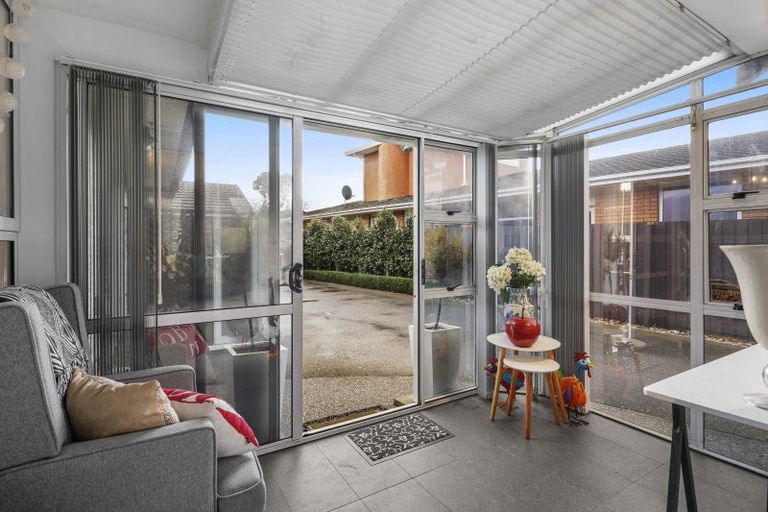 Photo of property in 15 Tudor Avenue, Ilam, Christchurch, 8041