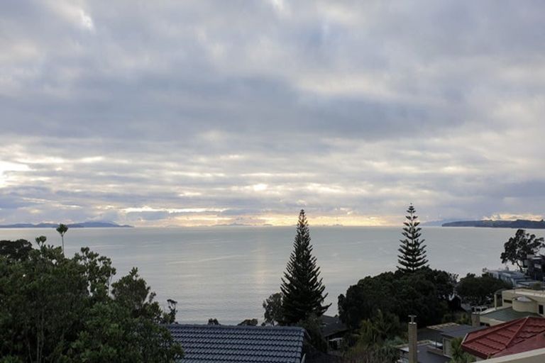 Photo of property in 58 Marellen Drive, Red Beach, 0932