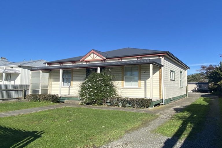 Photo of property in 412 Lyndon Road East, Hastings, 4122
