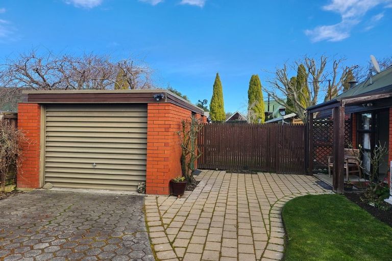 Photo of property in 29 Solway Avenue, Ilam, Christchurch, 8041