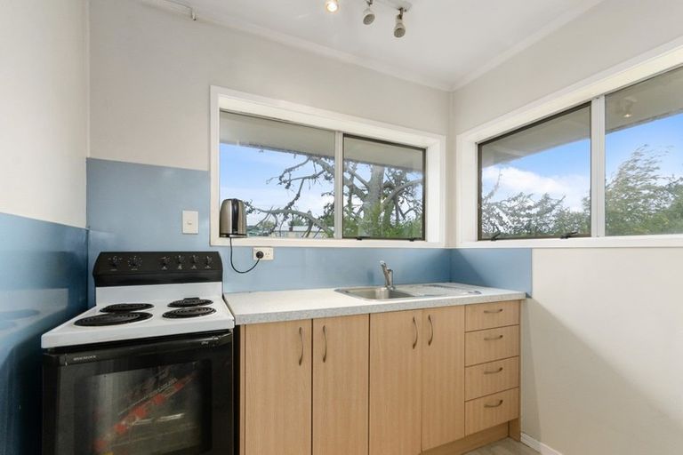 Photo of property in 4/28 Copley Street, New Lynn, Auckland, 0600