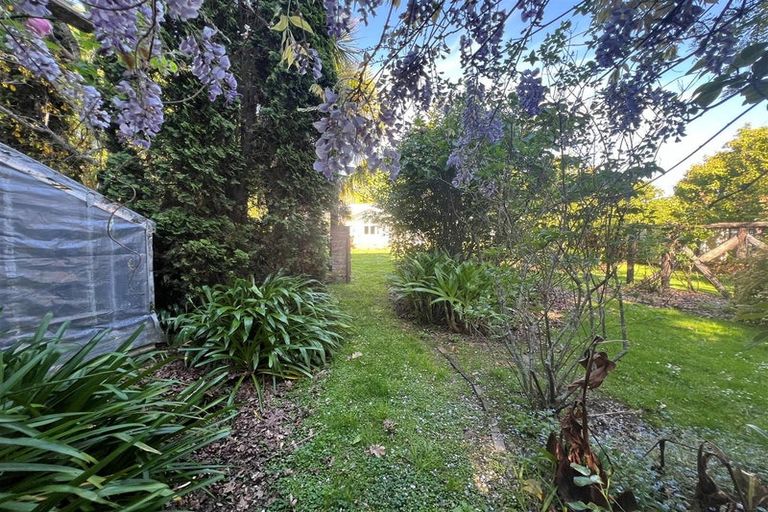 Photo of property in 18 Skerman Street, Marton, 4710