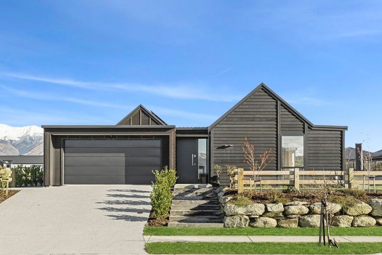 Photo of property in 21 Rua Street, Albert Town, Wanaka, 9305