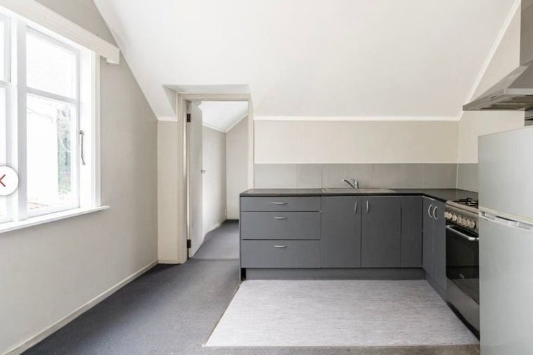 Photo of property in 5/28-28b Austin Street, Mount Victoria, Wellington, 6011