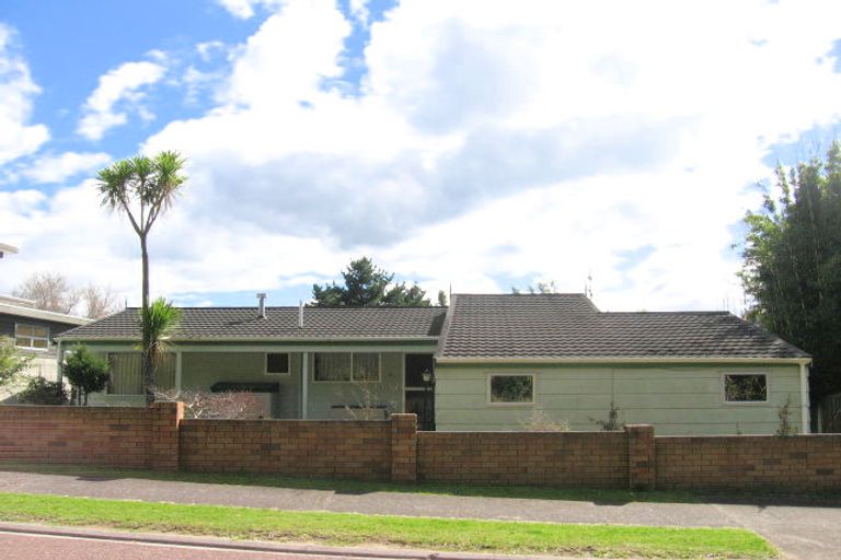 Photo of property in 18 Mount Avenue, Pauanui, Hikuai, 3579