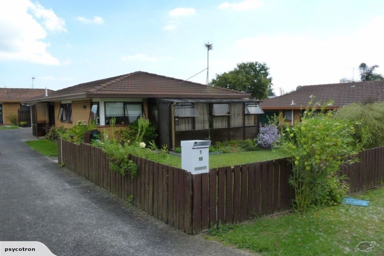 Photo of property in 1/13 Menary Street, Papakura, 2110