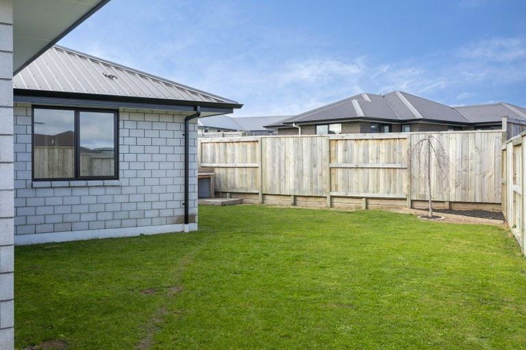 Photo of property in 7 Roto Close, Wharewaka, Taupo, 3330
