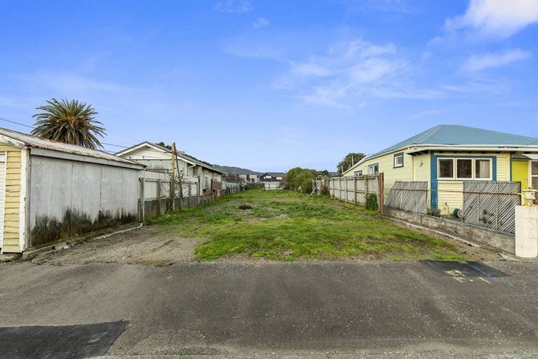 Photo of property in 12 Bolton Street, Petone, Lower Hutt, 5012