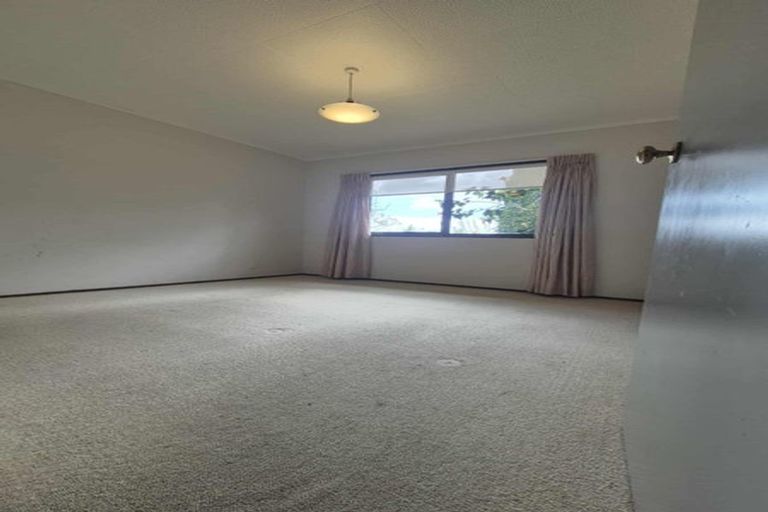 Photo of property in 15b Bay Street, Red Beach, 0932