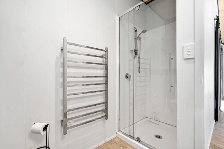 Photo of property in 33 Grahamtown Road, Onerahi, Whangarei, 0174