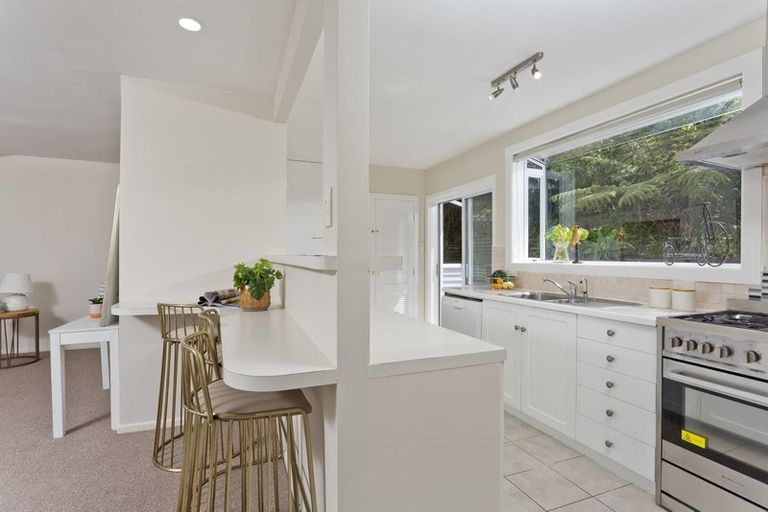 Photo of property in 1/33 Hythe Terrace, Mairangi Bay, Auckland, 0630
