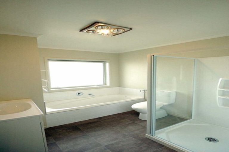 Photo of property in 1 Limbrick Crescent, Wigram, Christchurch, 8042