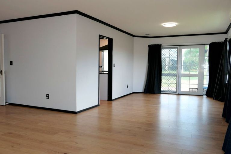 Photo of property in 27 College Drive, Paraparaumu, 5032
