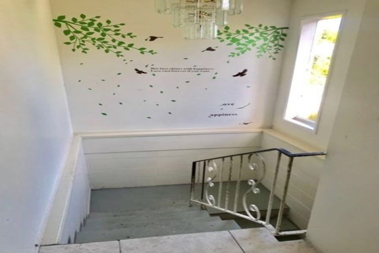 Photo of property in 15 Gardner Avenue, New Lynn, Auckland, 0600