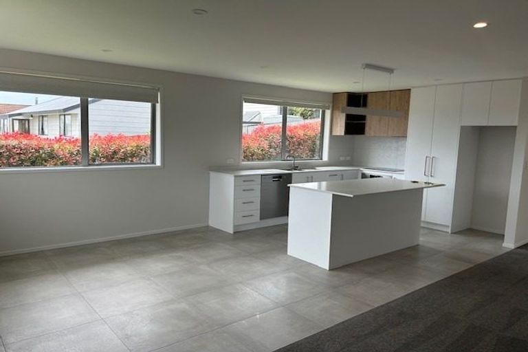 Photo of property in 1 Lomay Place, Te Puke, 3119