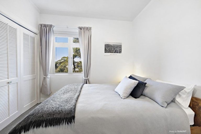 Photo of property in 72 Chaytor Street, Karori, Wellington, 6012