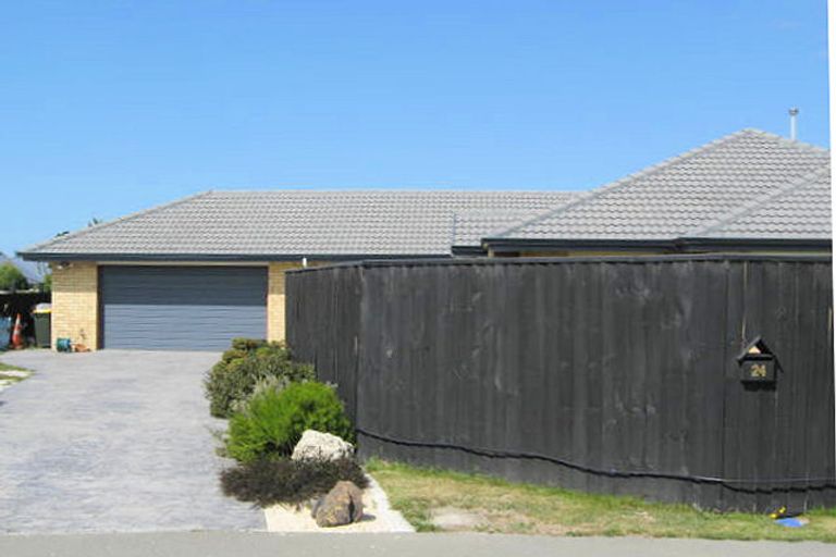 Photo of property in 24 Monet Vale, Rolleston, 7614