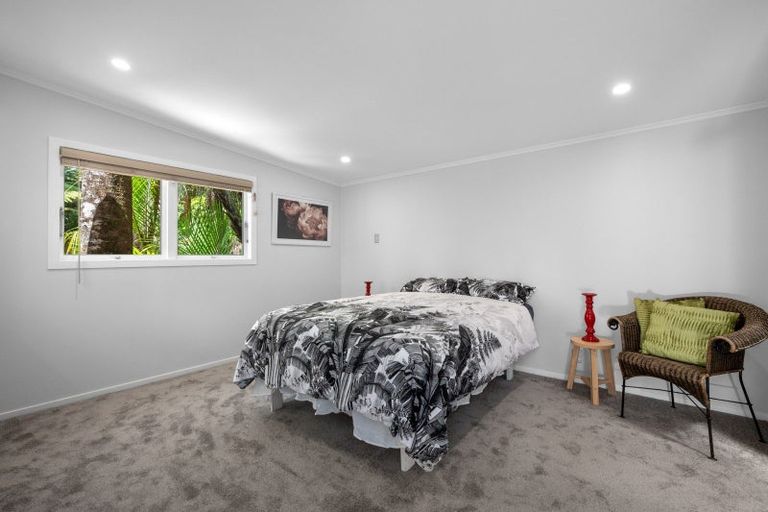 Photo of property in 45 Park Road, Titirangi, Auckland, 0604