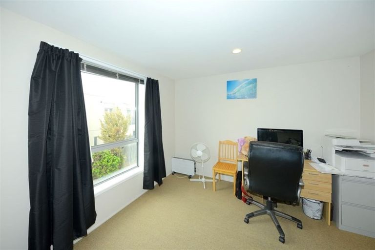 Photo of property in 19 Whiteleigh Avenue, Addington, Christchurch, 8024