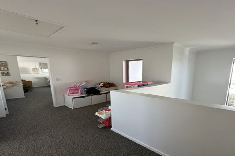 Photo of property in 24 Trelawny Terrace, Grenada Village, Wellington, 6037