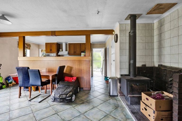 Photo of property in 174 South Road, Hawera, 4610