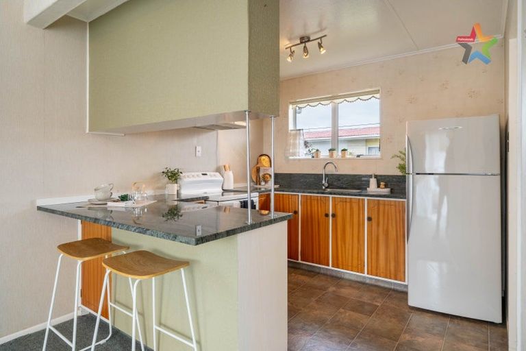 Photo of property in 2/8 Kew Grove, Wainuiomata, Lower Hutt, 5014