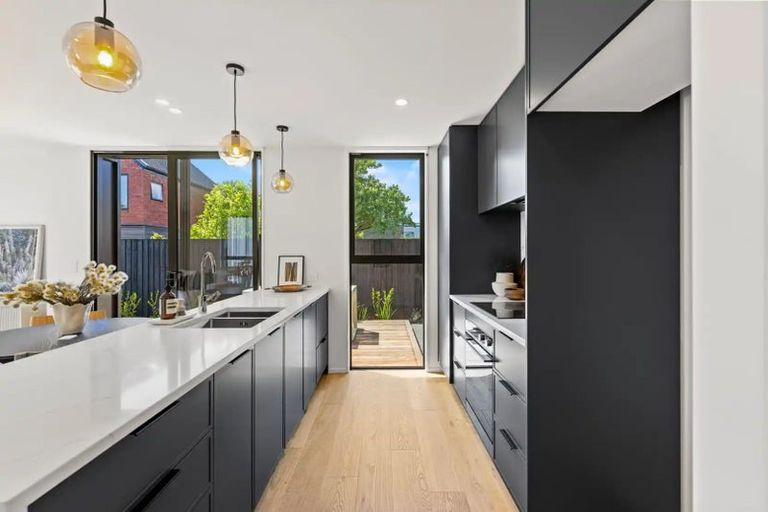 Photo of property in 1/60 Innes Road, St Albans, 8052