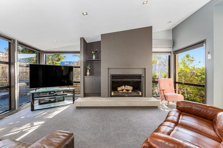 Photo of property in 3 Young Nicks Lane, Whitby, Porirua, 5024