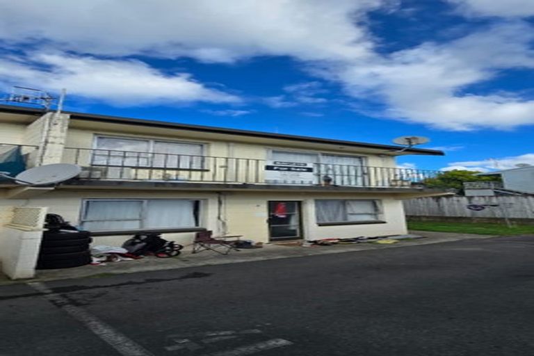 Photo of property in 8/4 Wha Street, Frankton, Hamilton, 3204
