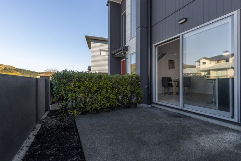 Photo of property in 34 Bluff Road, Kenepuru, Porirua, 5022