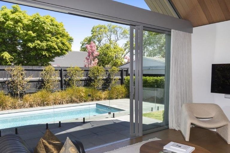 Photo of property in 3 Ngahere Street, Fendalton, Christchurch, 8041